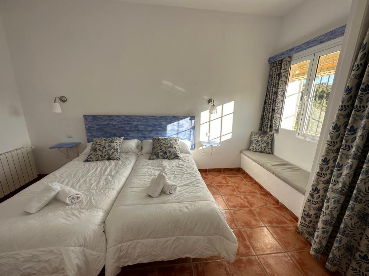 Cortijo Rural Flor De Cazalla กาซาญา เดลา เซียร์รา ภายนอก รูปภาพ