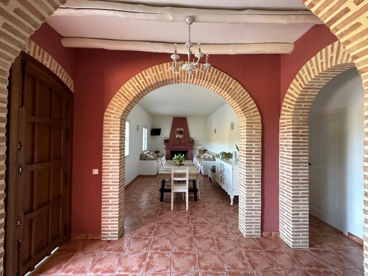 Cortijo Rural Flor De Cazalla กาซาญา เดลา เซียร์รา ภายนอก รูปภาพ