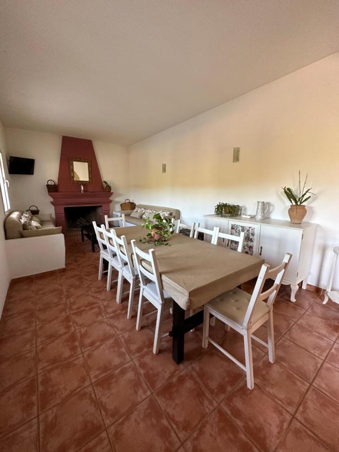 Cortijo Rural Flor De Cazalla กาซาญา เดลา เซียร์รา ภายนอก รูปภาพ